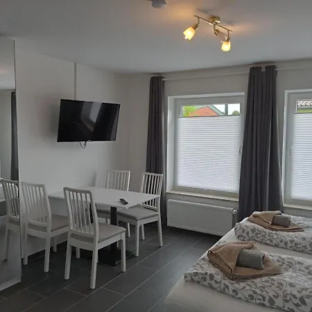 Am Binnenhafen Emden