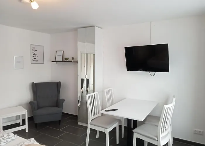 Am Binnenhafen Emden